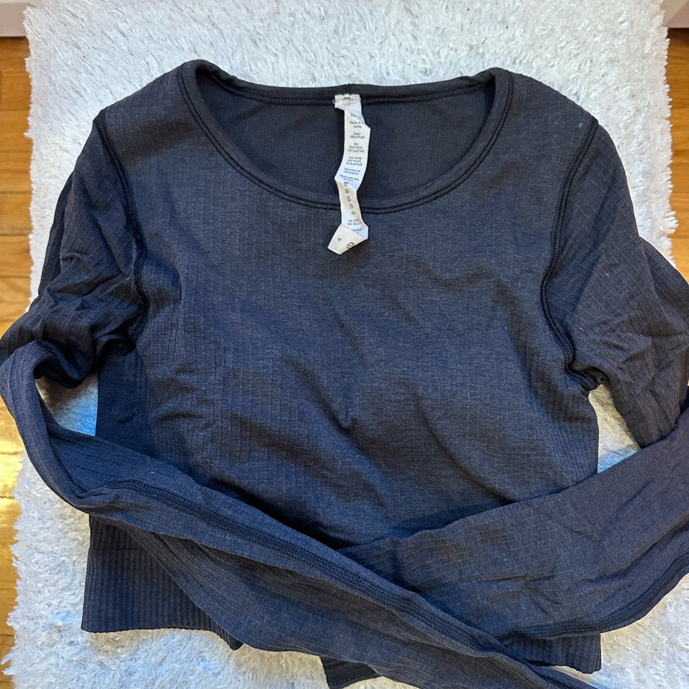 Women's Gray Long Sleeve Top